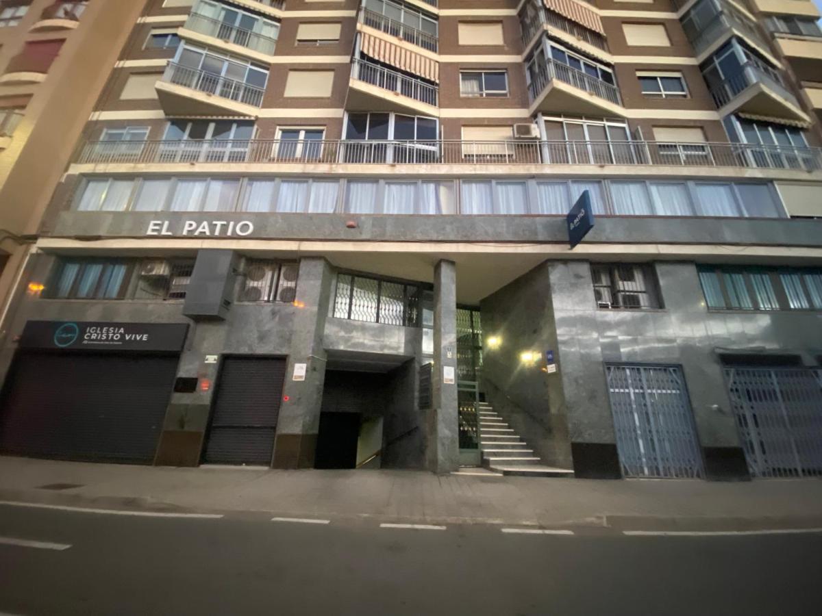 El Patio Hostal Аліканте Екстер'єр фото