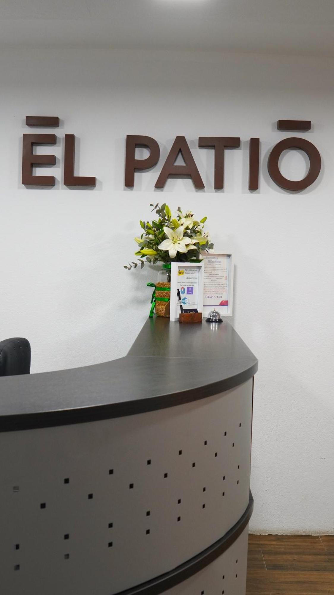 El Patio Hostal Аліканте Екстер'єр фото