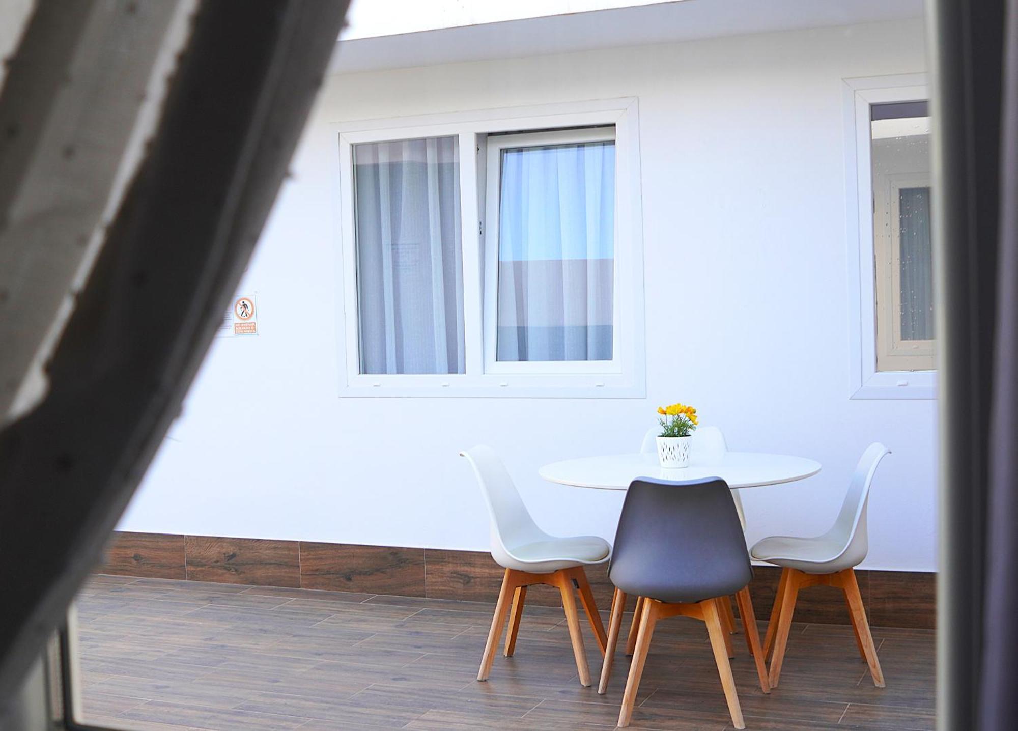 El Patio Hostal Аліканте Екстер'єр фото